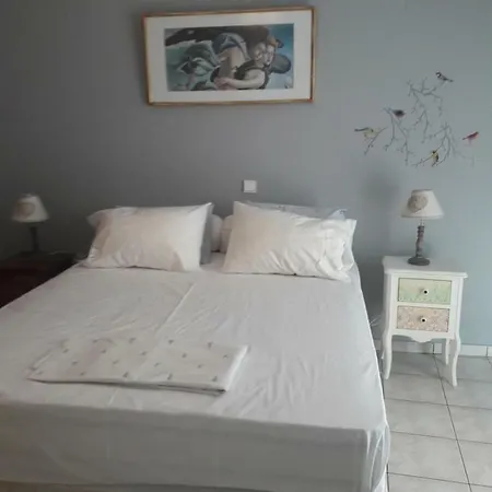 4epoxes Apartment Tinos